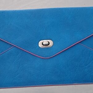 Smart Set Eegant Blue Clutch